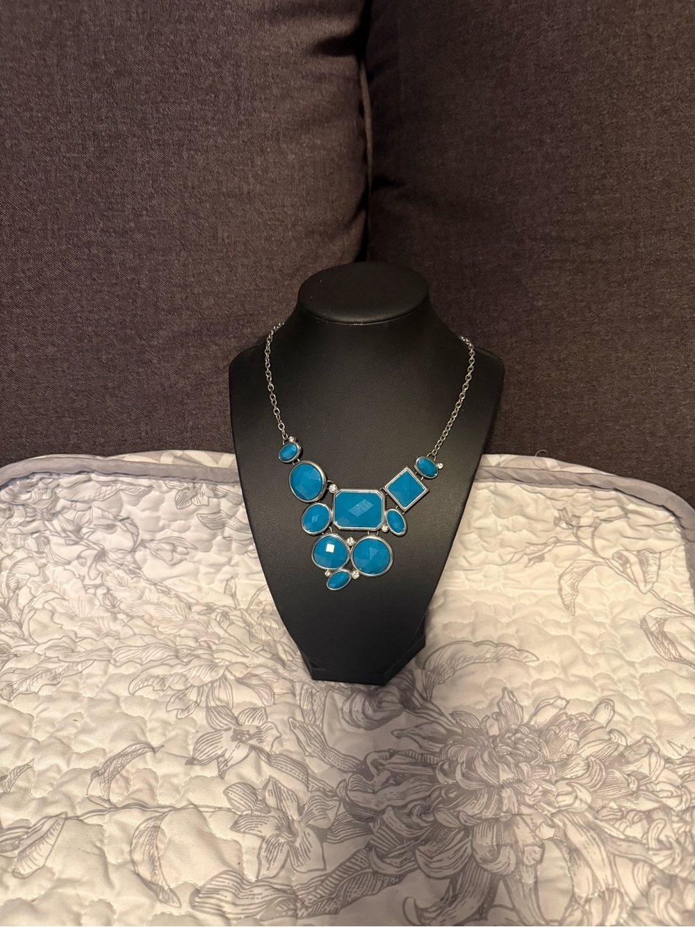 Turquoise Statement Necklace - Stylish Women Jewelry